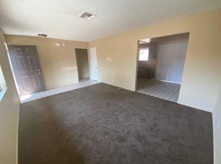 15724 Sago Rd APT 4, Apple Valley, CA 92307