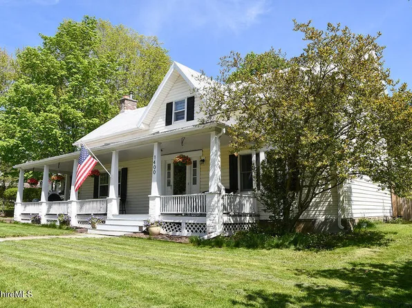 1400 Albany Ave, Valatie, NY 12184