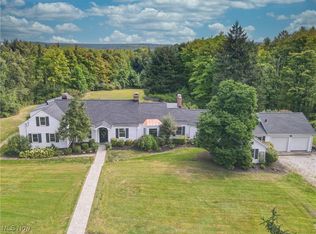 11865 Africa Acres Dr, Chesterland, OH 44026