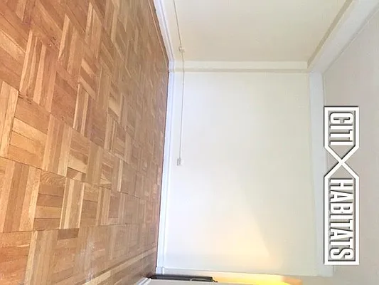 Rented by Citi Habitats | media 28