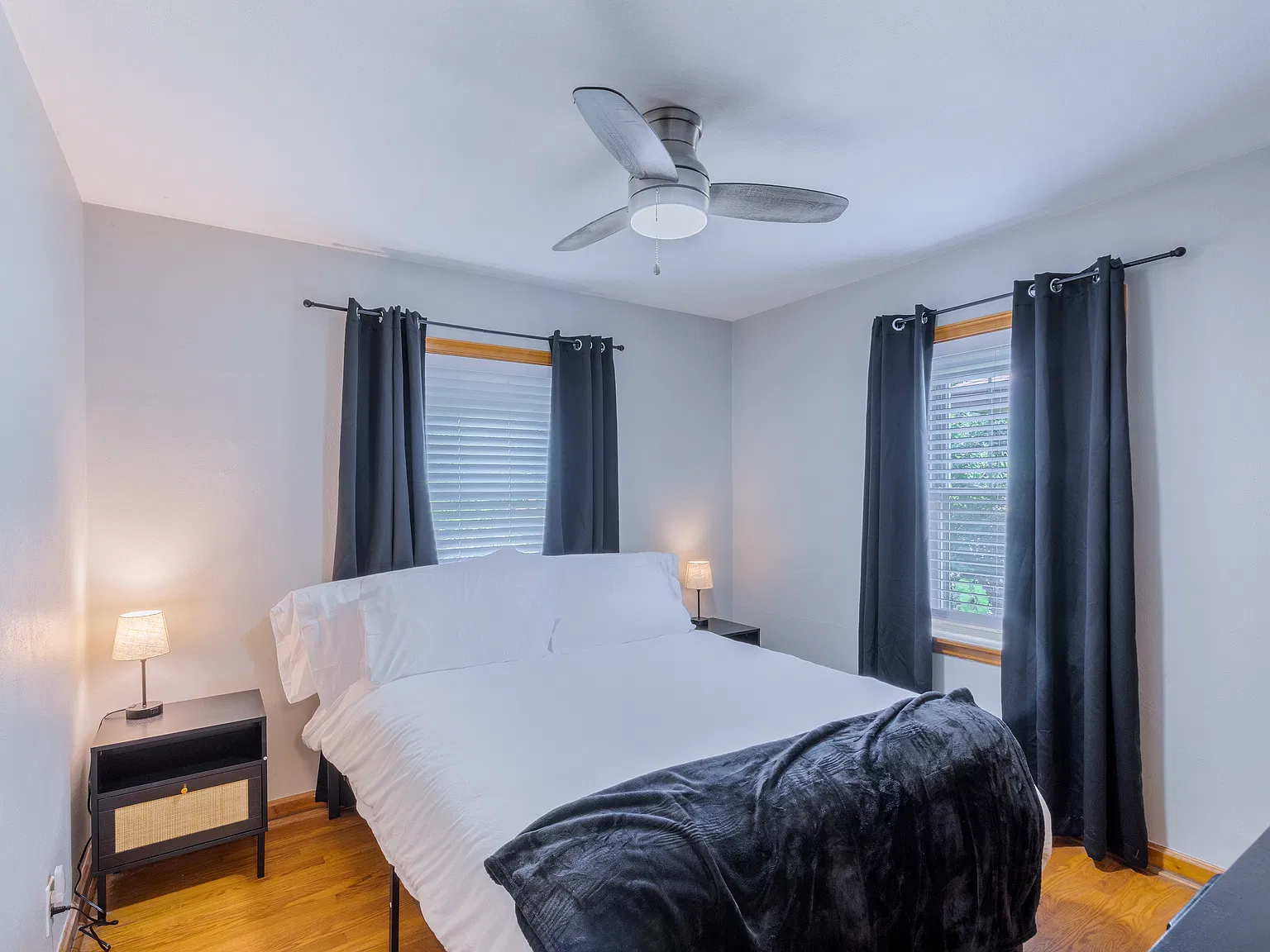 3 bed, 1400 sqft, $3,750 — Photo 4