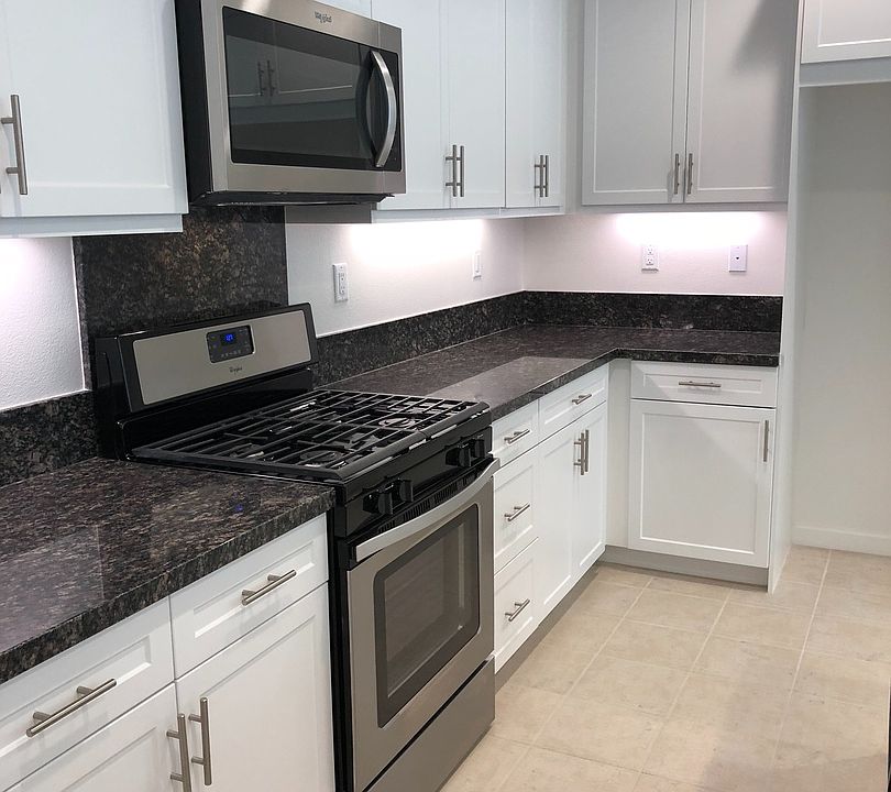 1st image of 28741 Jardineras Dr