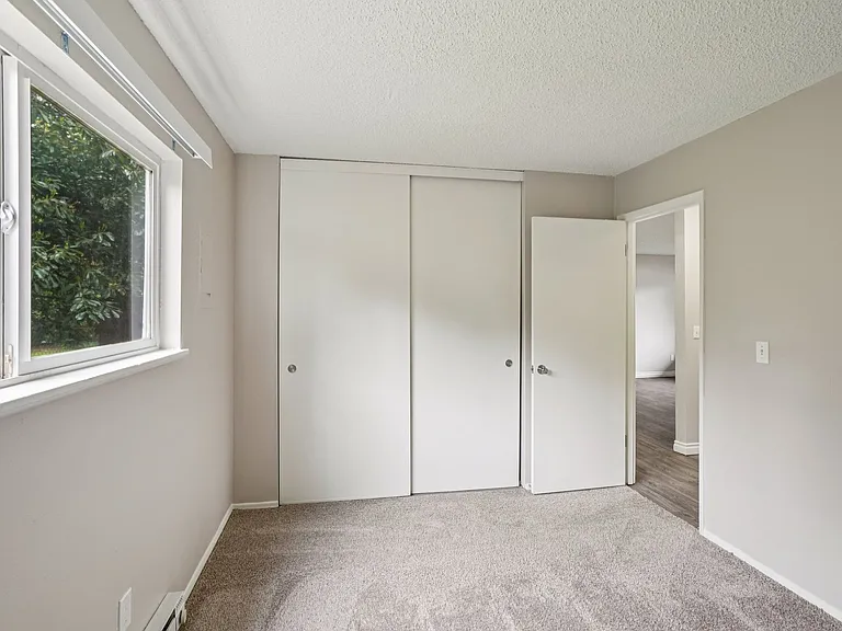 Forest Ridge Apartments — Photo 11