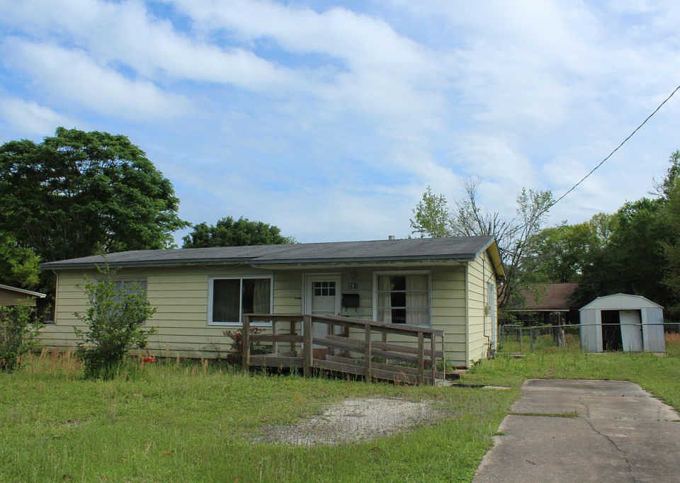 1st image of 261 Bryn Athyn Blvd
