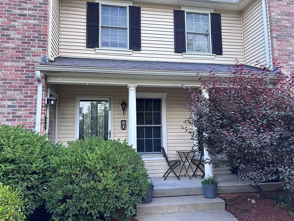 1st image of 138 Main St Unit 6