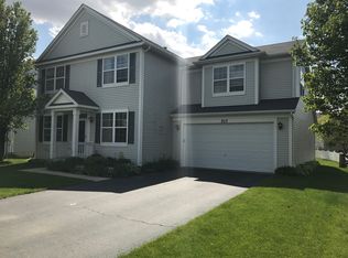 517 Cardinal Ave, Oswego, IL