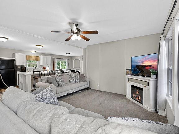 3rd image of 1364 Tidway Circle