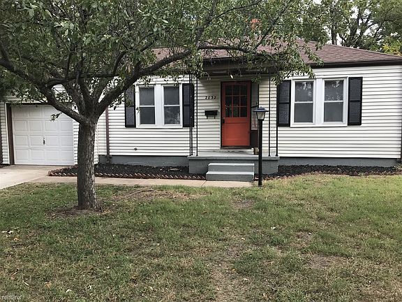 01C4EC6D-1238-46A1-82CE-D1A5561F7090