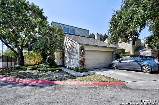 1st image of 8515 Echo Creek Ln