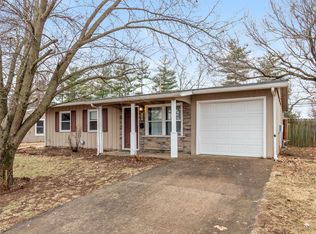 2840 Lucas Way, Columbus, IN 47203