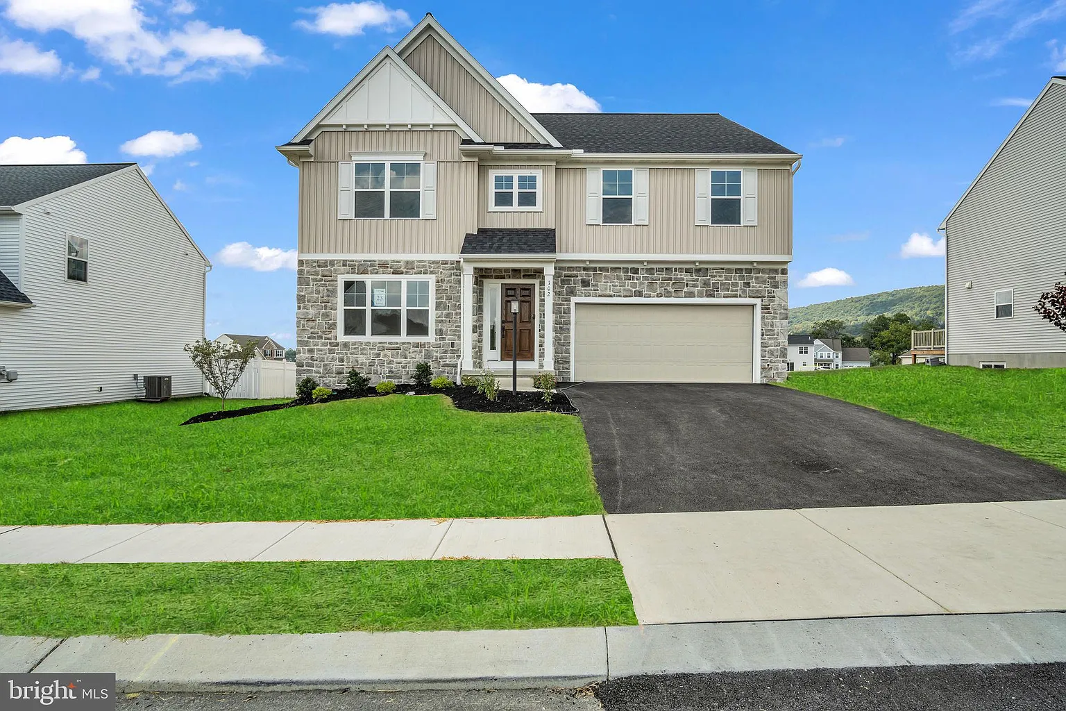 102 Margot Ct photo 1