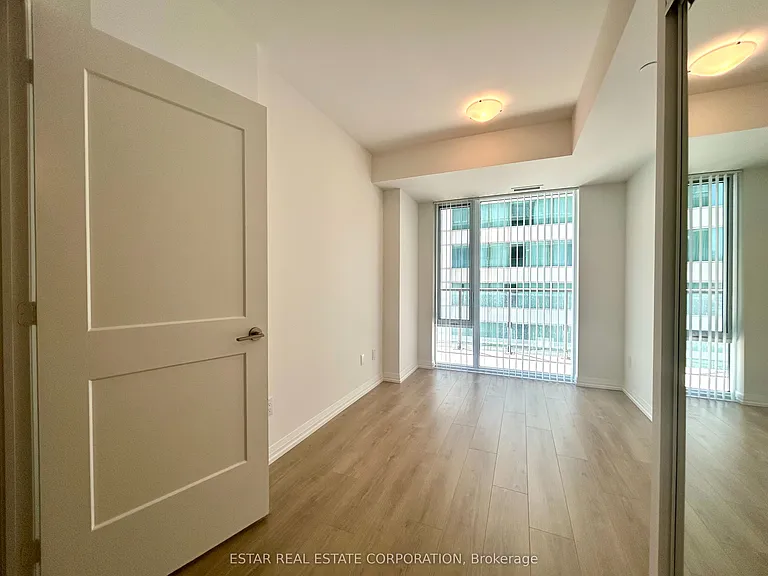 8 Widmer St #2011 — Photo 6