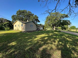 26176 County Road 182 Loop, Hermitage, MO 65668