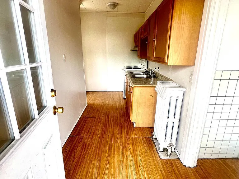 611 N 9th St #2 — Photo 6
