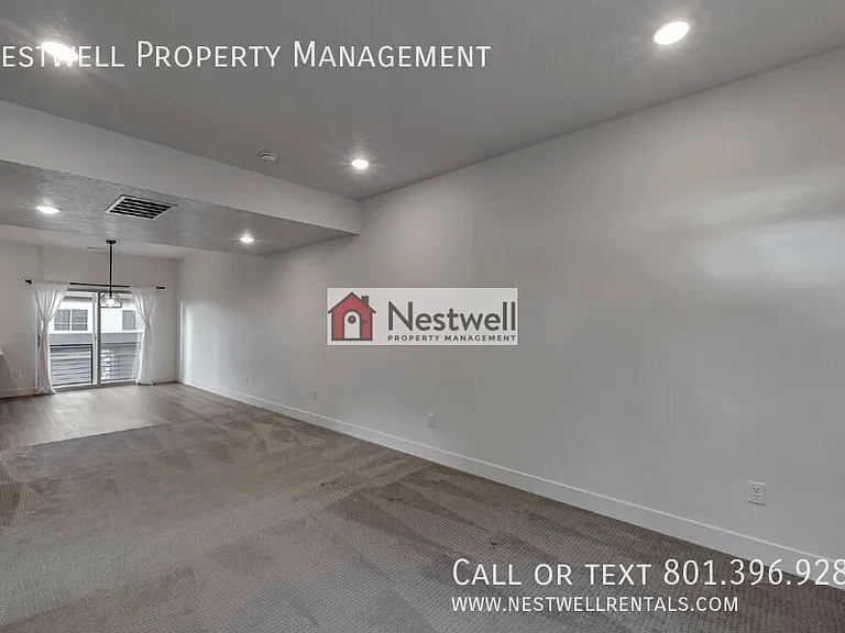126 W Harvest Village Ln — Photo 10