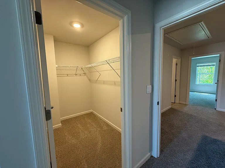 126 Hughes Place Dr — Photo 34