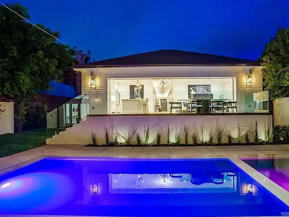 1524 N Sierra Bonita Ave