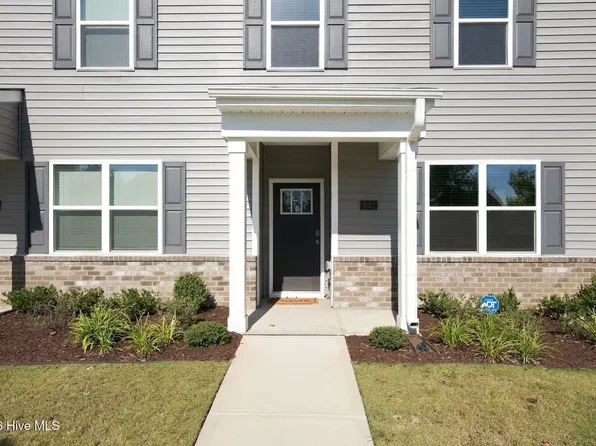 2011 Clock Rd, New Bern, NC 28562