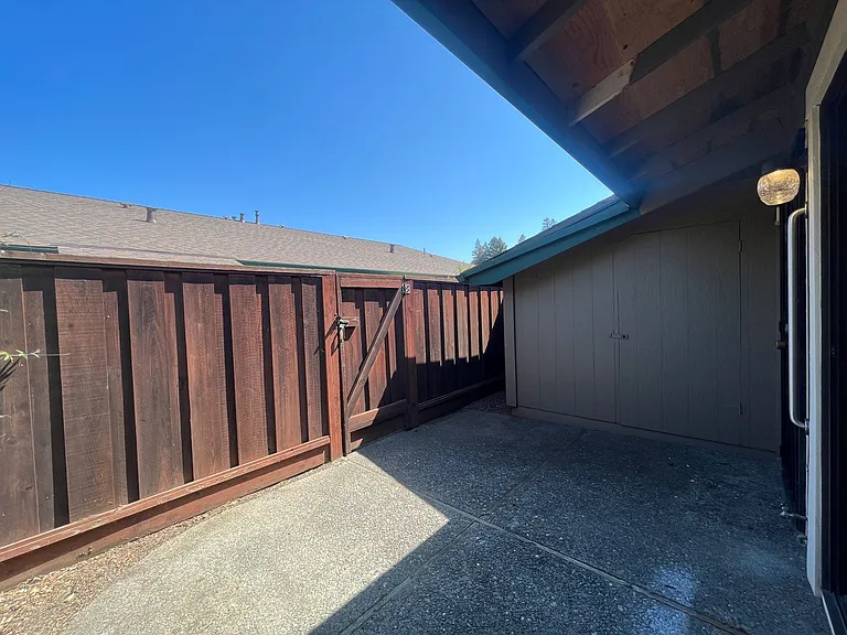 6164 Country Club Dr — Photo 15