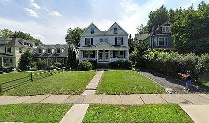 126 Wildwood Ave #WEST SIDE
