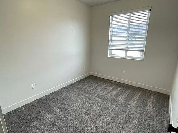 4th image of 3455 N Forehand Ln #4B-3BA-1991SQFT
