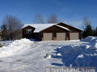 947 Sherman Rd, Hudson, WI 54016