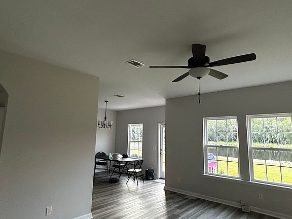 2nd image of 80 Renwick Loop