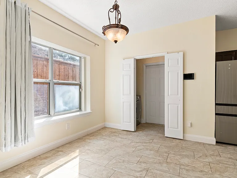 2522 Primrose Ln — Photo 28