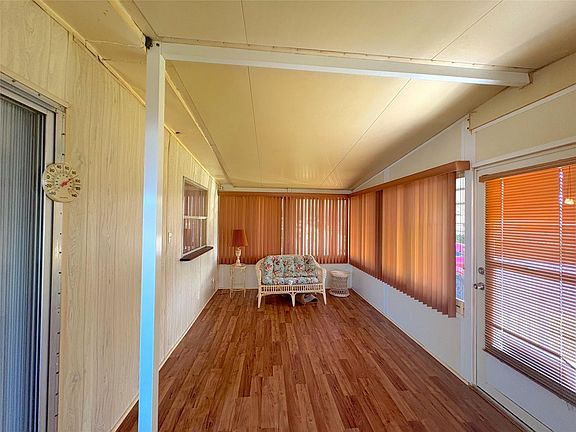 4th image of 5650 SW Cypress Drive