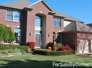 21281 Dalton Ct, Macomb, MI 48044