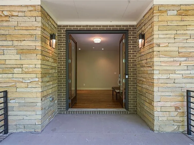 4373 Wieuca Rd NE — Photo 11