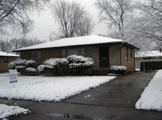 923 N Dwiggins St, Griffith, IN 46319