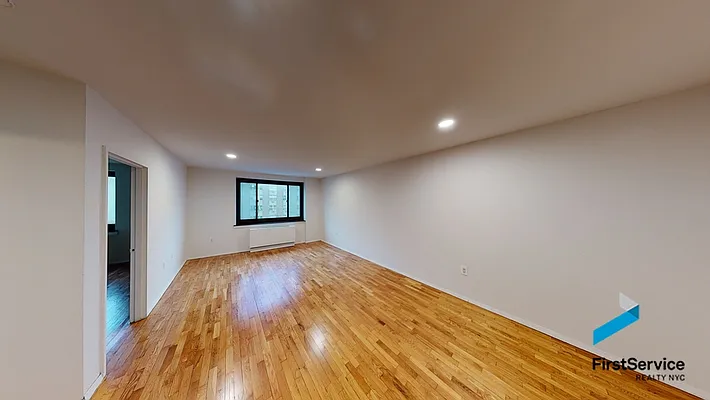 Rented by FirstService Realty (legacy) | media 27