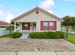 2201 Trio St, Chalmette, LA 70043