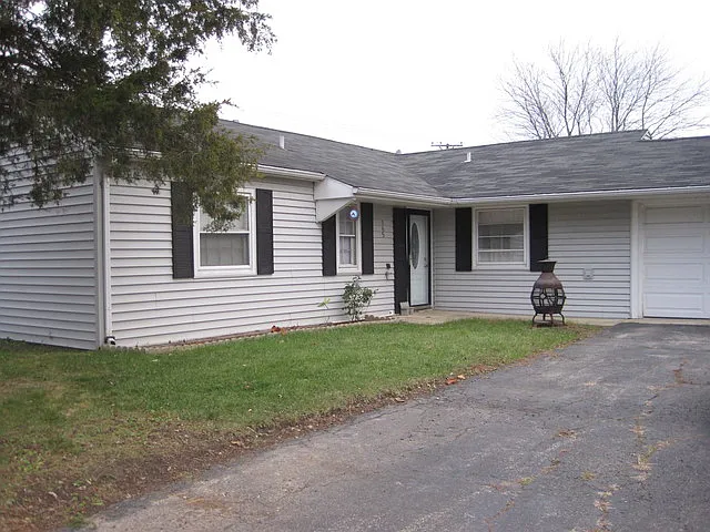 165 Cedarwood Ave photo 1