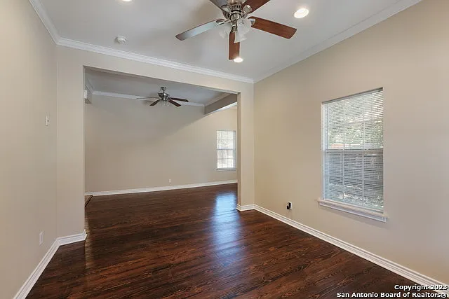 3 bed, 2.0 bath, 1197 sqft, $1,950 — Photo 3