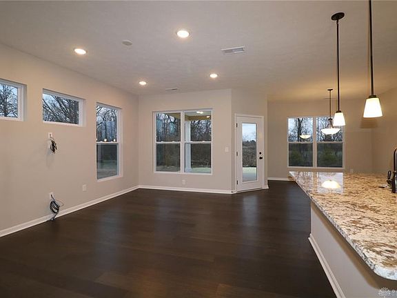 5th image of 1711 Glade Valley Dr #149