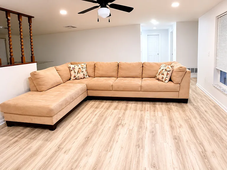 11010 Tamarix Ave — Photo 3