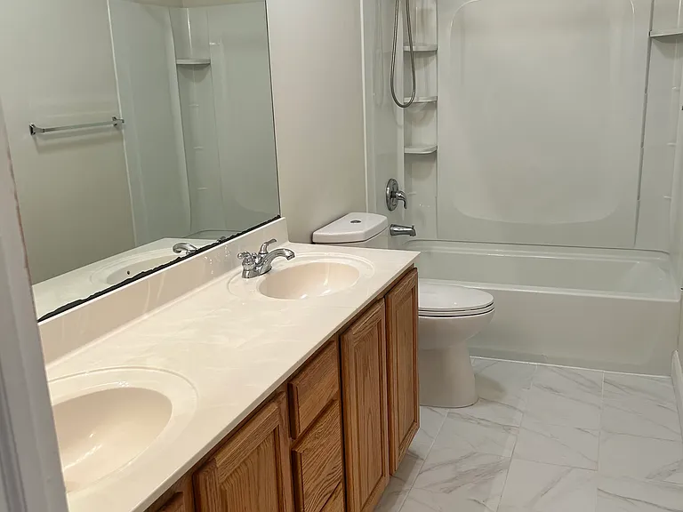 15 W Central Ave #19A — Photo 2