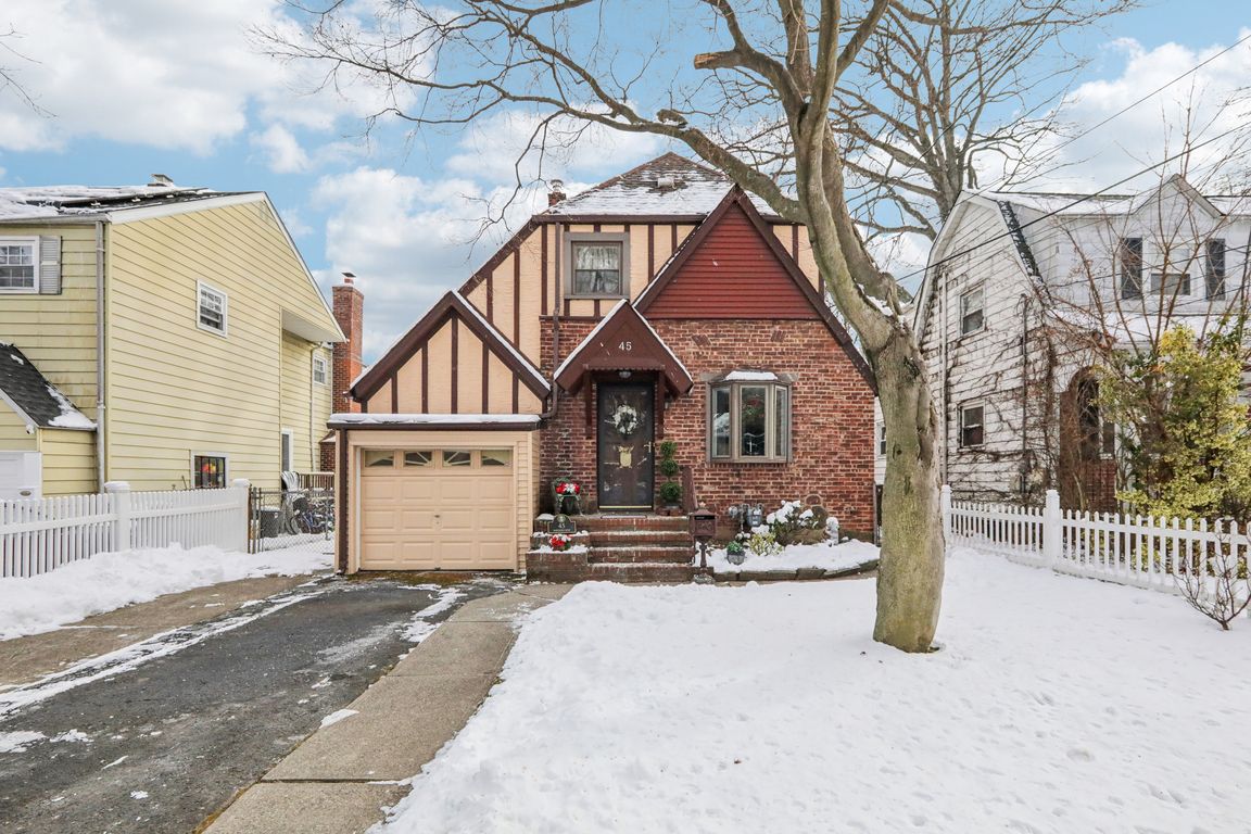 Marlboro Rd-S2201-001.jpg