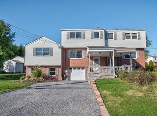 9019 Harmony Dr, Pittsburgh, PA