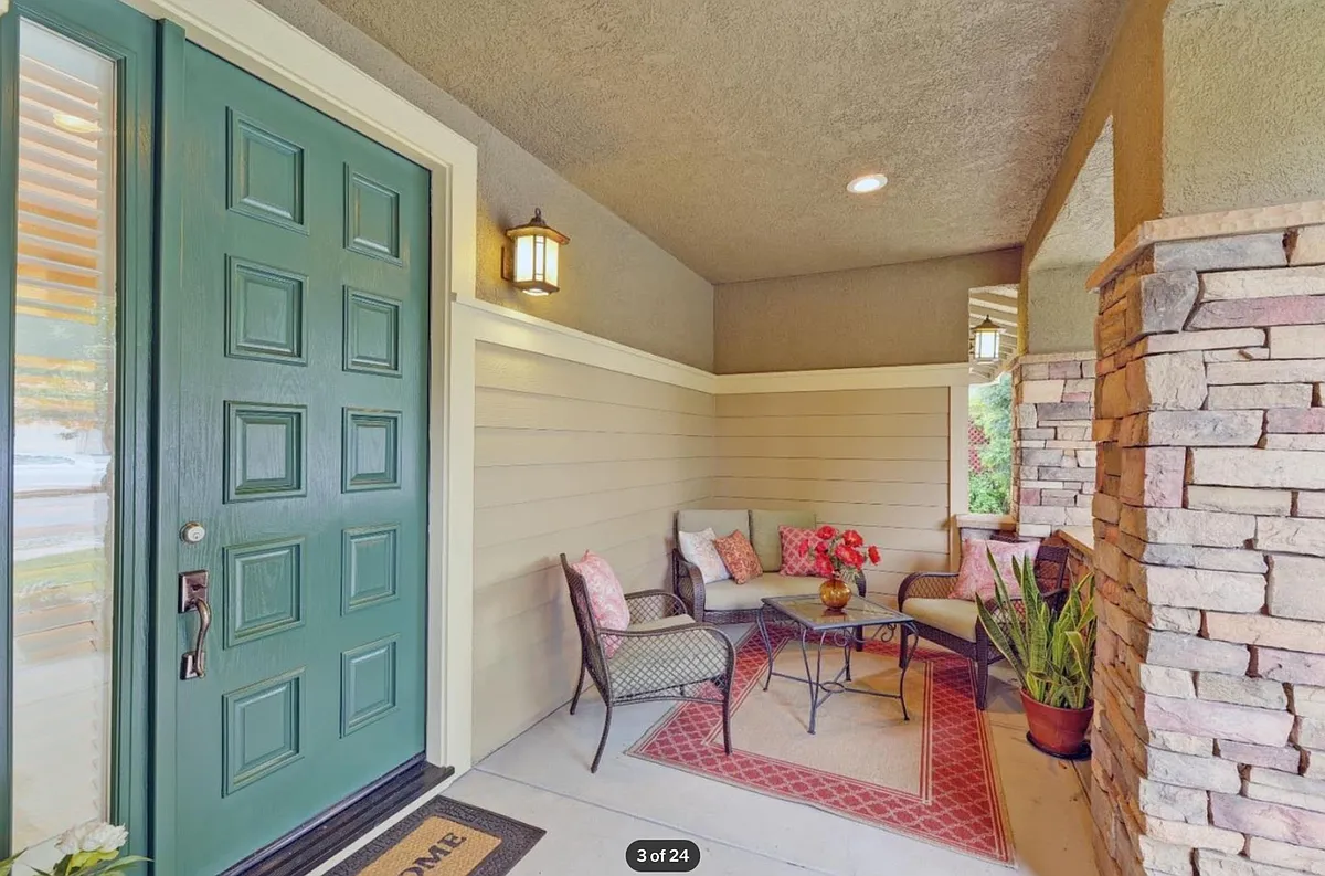 Porch - 498 W Latimer Ave