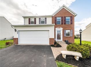 1498 Coral Dr, Farmington, NY 14425