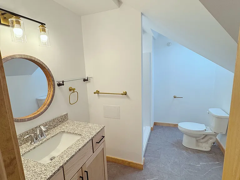 24 Grant St #8 — Photo 14