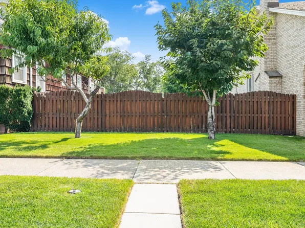 4207 Gunderson Ave, Stickney, IL 60402