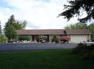 290 E Bartlett Rd, Lynden, WA 98264