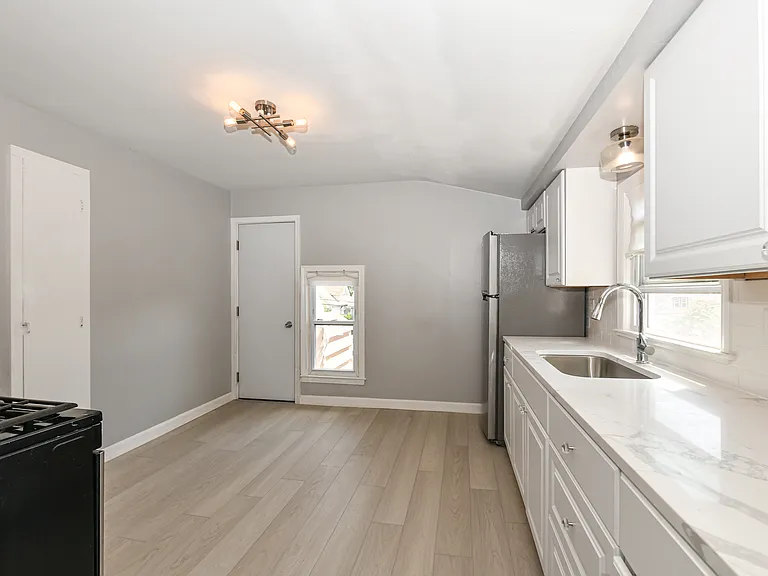 2230 S 72nd St #2 — Photo 4