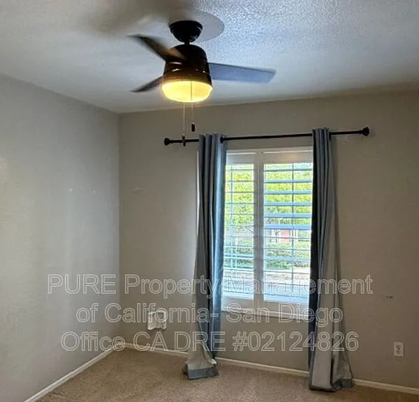 1578 Acacia Cir — Photo 23