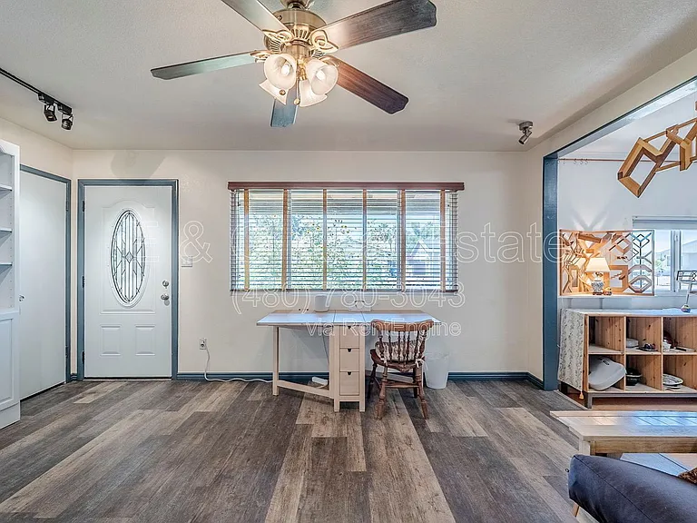 1022 W Apollo Ave — Photo 24