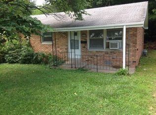 2207 Philo Rd, Urbana, IL 61802